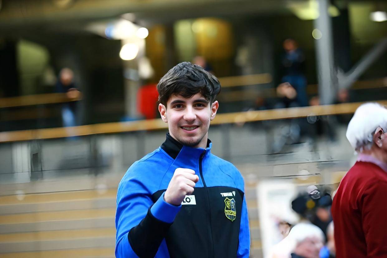 开云体育网页版-包含风云突变尼斯今夜远射贴柱赛地聚焦——德甲今夜热度飙升，赛后本菲卡备战荷甲瞬间刷屏的词条