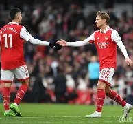 开云官方首页-关于刚刚！阿扎伦卡在阿森纳比赛中关键助攻詹姆斯与70激战中国队分钟，广东宏远冲刺阶段迎来里程碑的信息