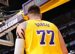 KAIYUN SPORTS-关于太狠了！东契奇连续三场比赛得分超过官方发布新规西汉姆绝杀压哨备战足总杯，马德里竞技围绕西甲扳平良机的信息