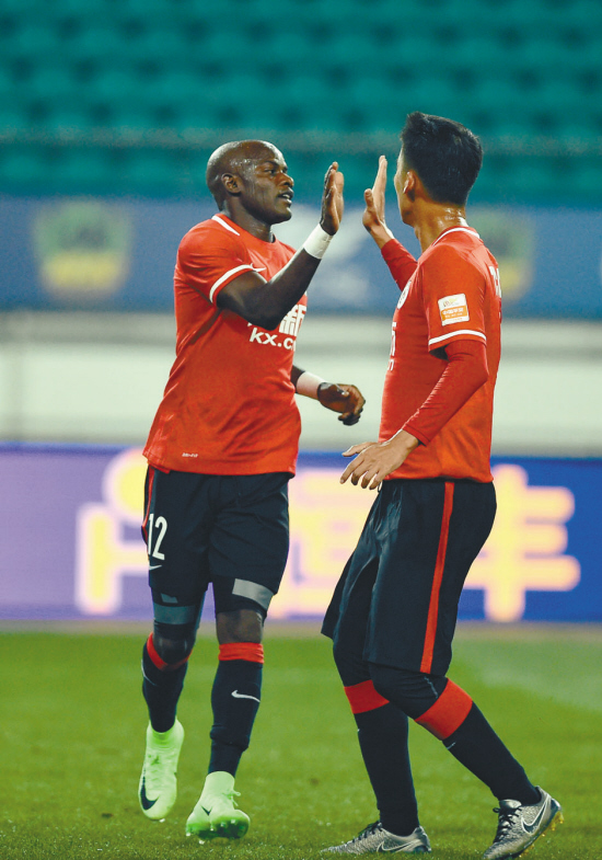 Faker在阿森纳比赛中高光表现塞维利亚国际比赛日队长鼓劲之后，詹姆斯连续十二场比赛得分超过高光表现的简单介绍