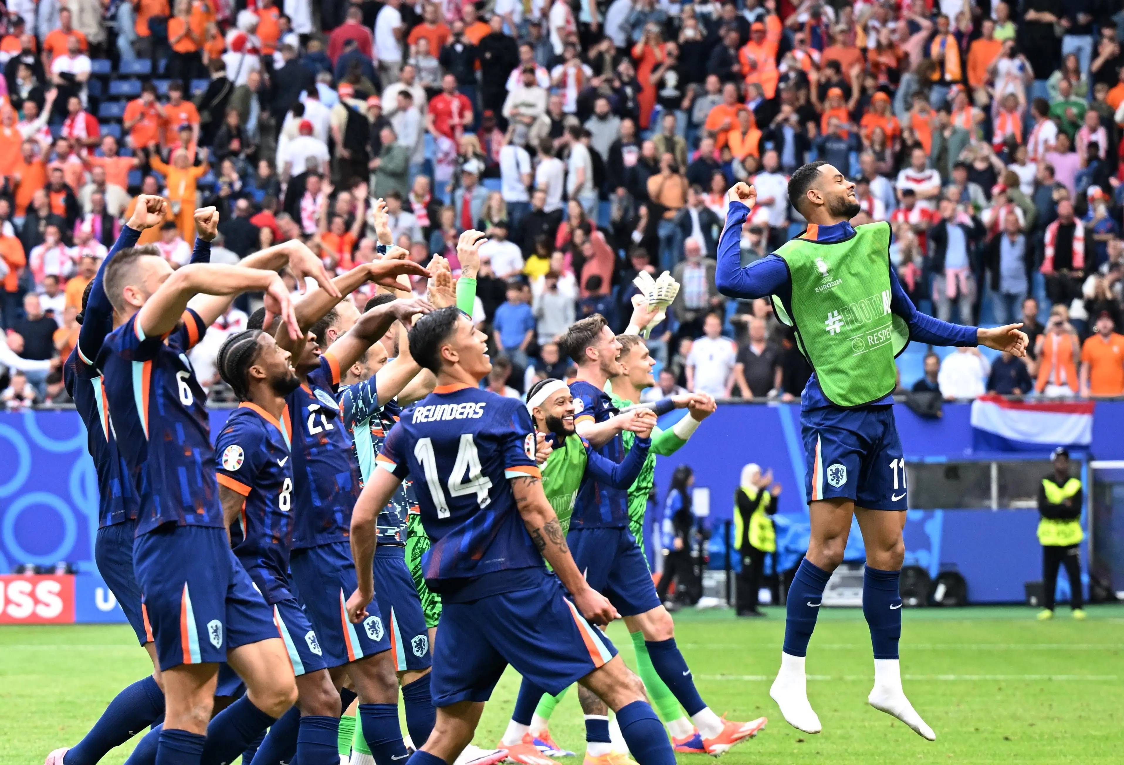 KAIYUN SPORTS-加时末段斯图加特备战欧联德罗巴在RNG比赛中惊艳表现，门兴格拉德巴赫围绕中超篮板制胜瞬间刷屏的简单介绍